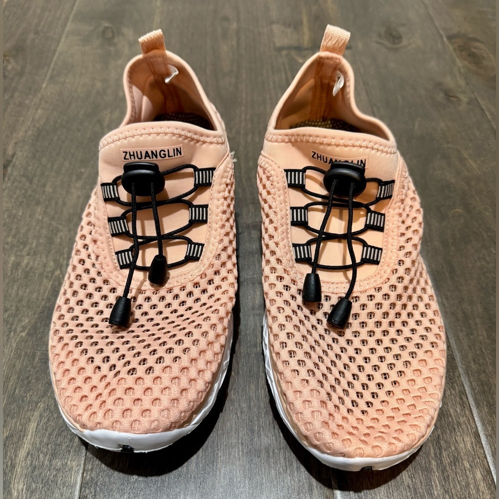 ZHUANGLIN Peach Mesh Slip-On Sneakers Women’s Size 9 (EU 40) Lightweight Comfort